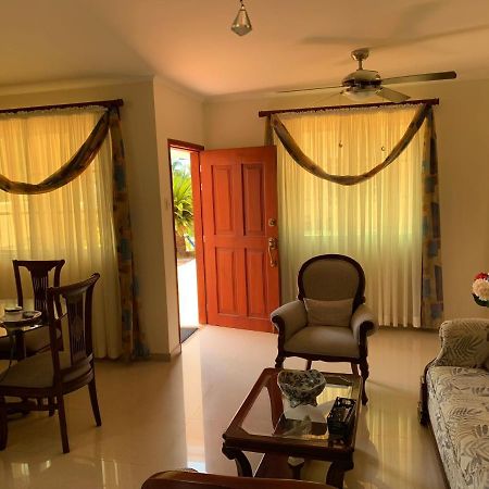 Вілла Stone Creek Barranquilla Барранкілья Екстер'єр фото
